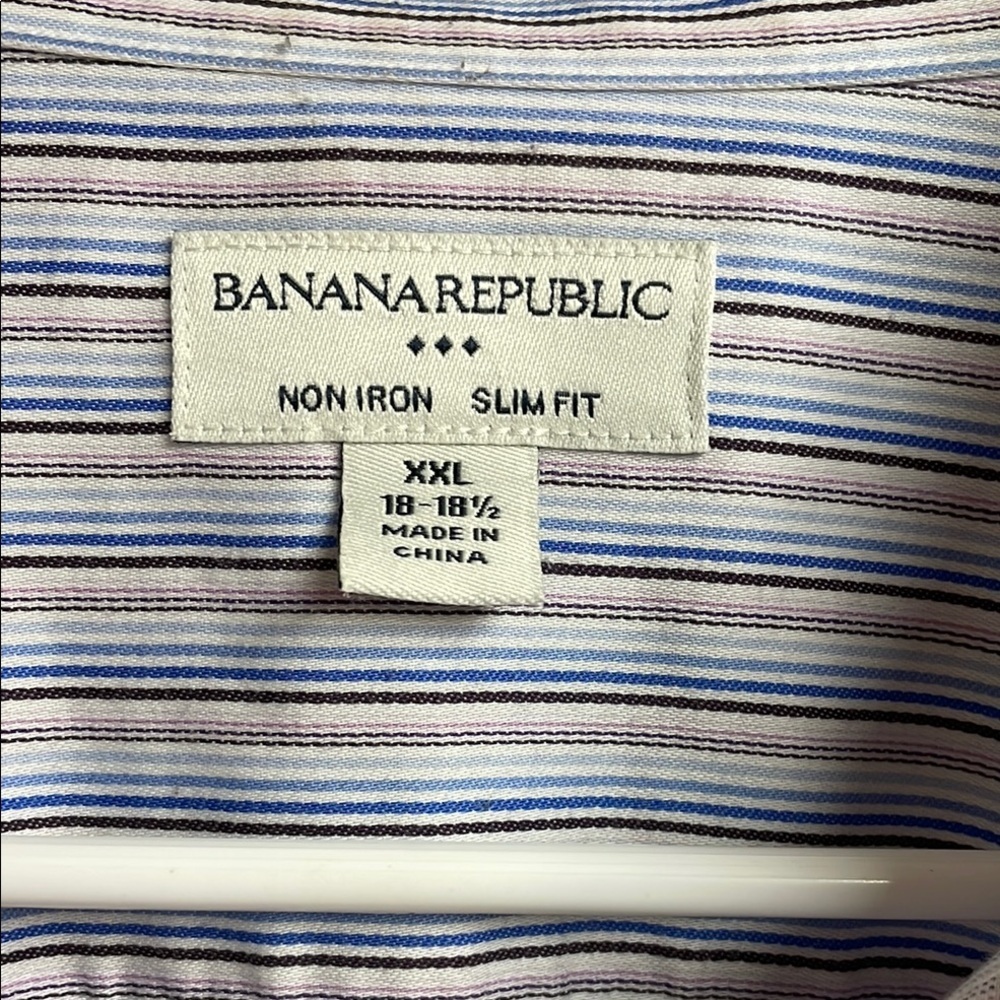 Banana Republic 100% cotton Men's Blue Striped Shirt - Picture 2 of 7